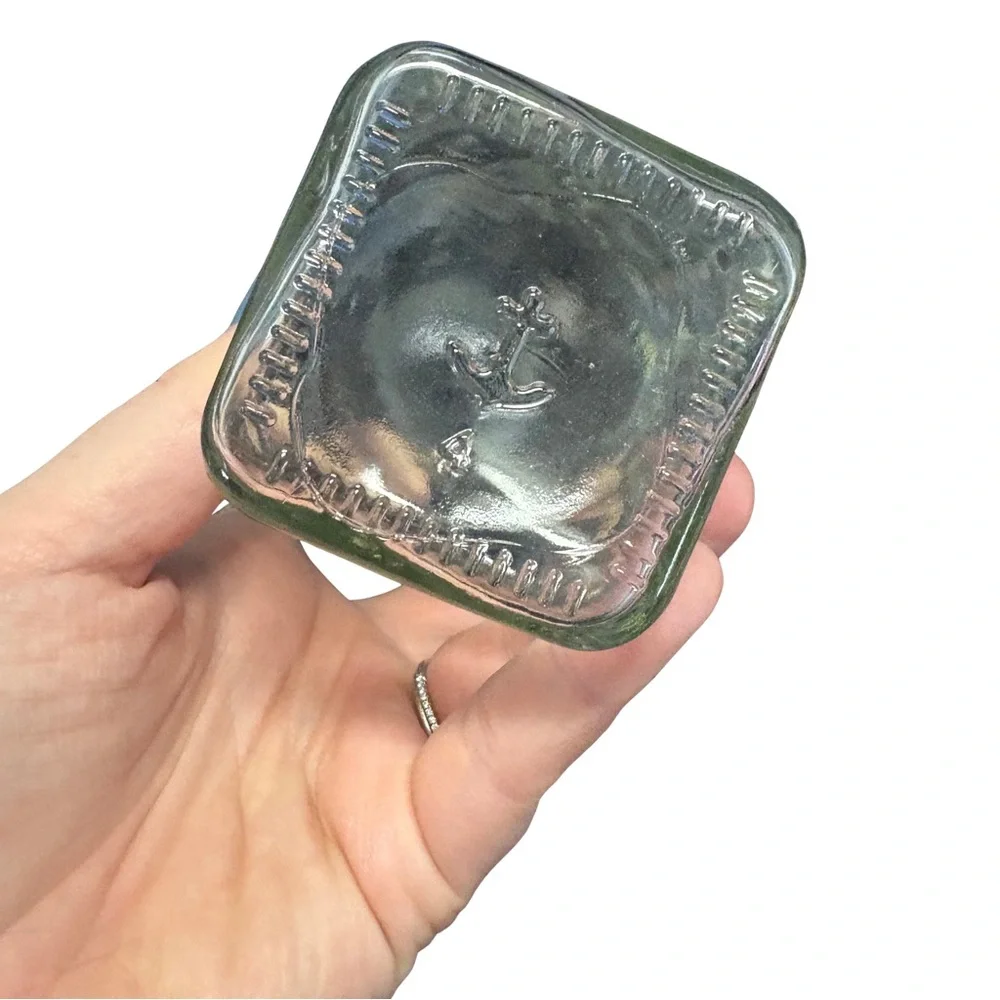 Anchor Hocking‎ • Clear Glass Square Bottles (Set of 4)